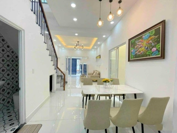 Vỡ nợ bán gấp căn nhà 60 m² tại Đường Lãnh Binh Thăng, Phường 12, Quận 11, Hồ Chí Minh